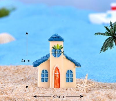 Nhà Thờ Mái Xanh Bãi Biển